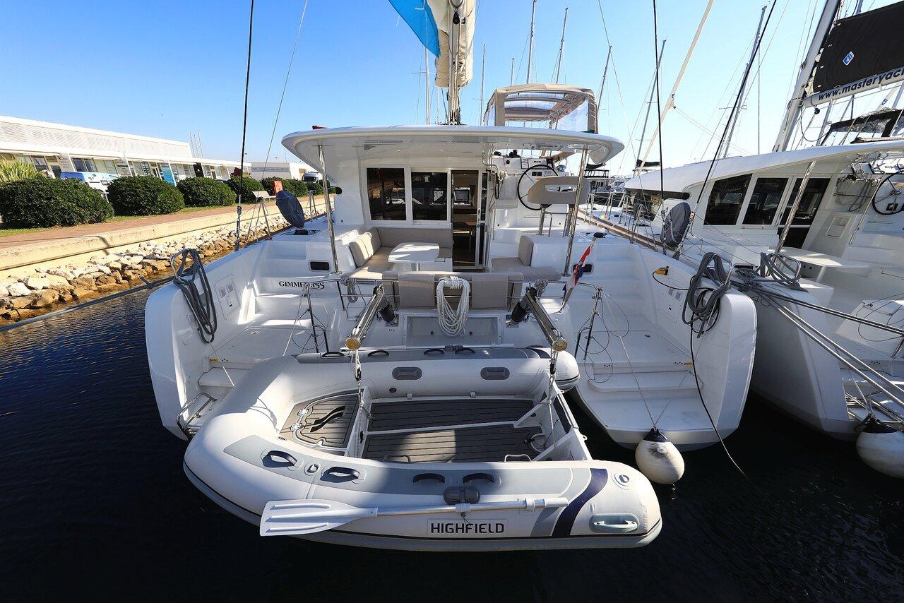 Lagoon 40 - 4 + 2 cab, picture 1