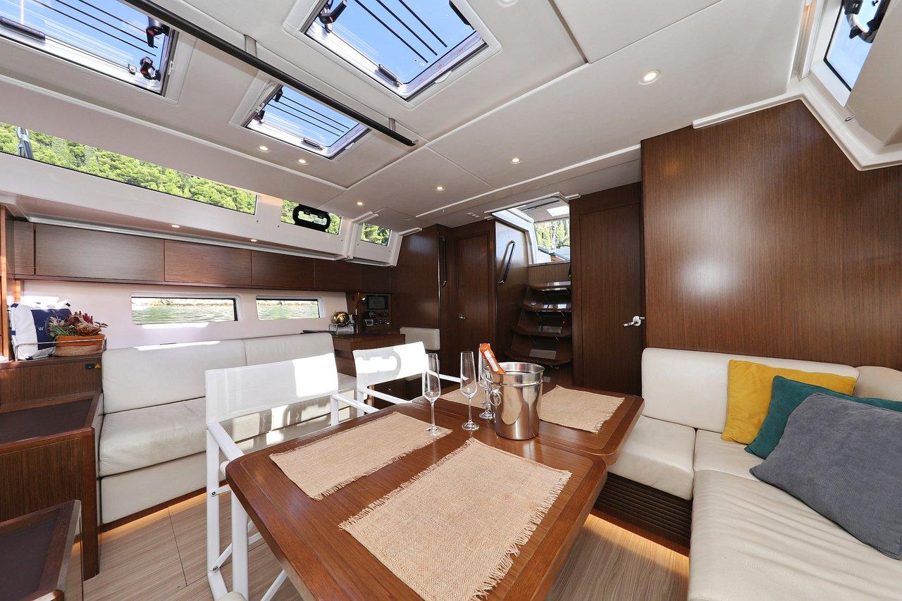 Bavaria C57 - 3 + 1 cab., picture 7