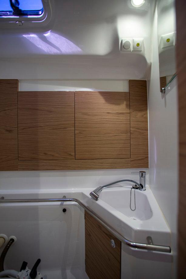 Elan Impression 45, picture 26