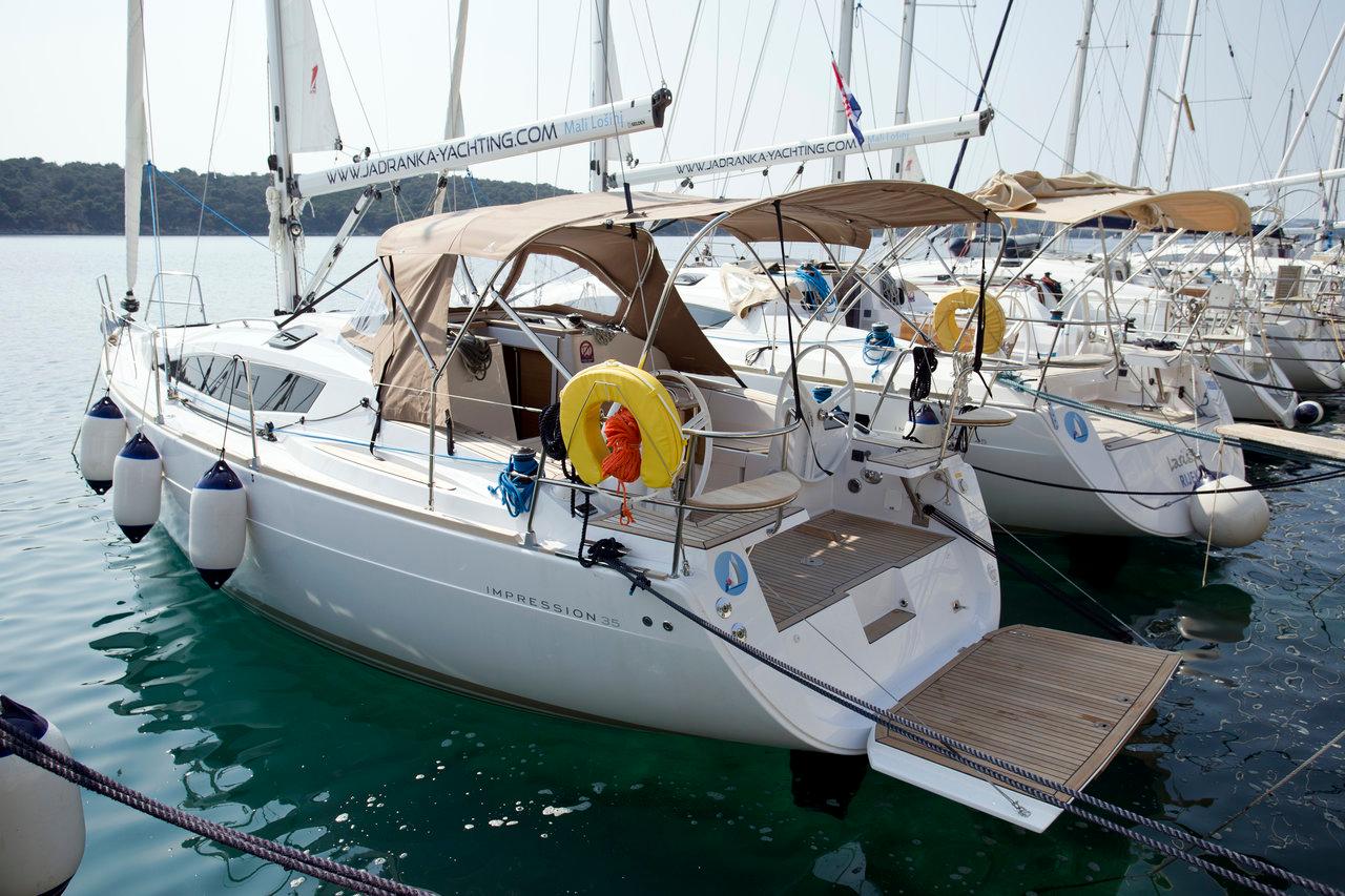 Elan Impression 35, picture 1