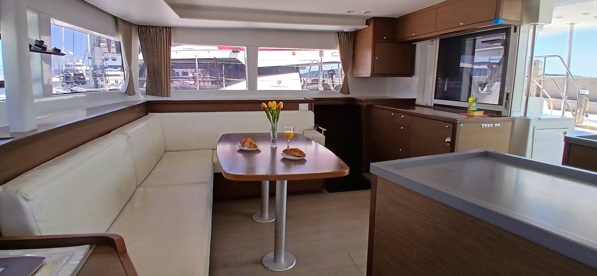 Lagoon 450 S - 4 + 2 cab., picture 5