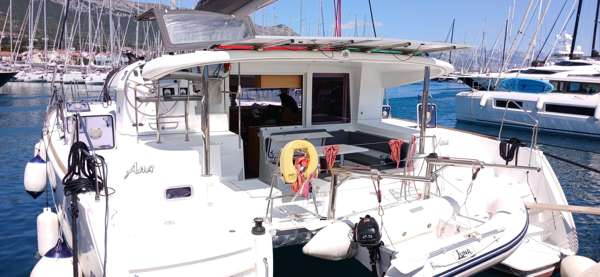 Lagoon 400 S2 - 4 + 2 cab., picture 4