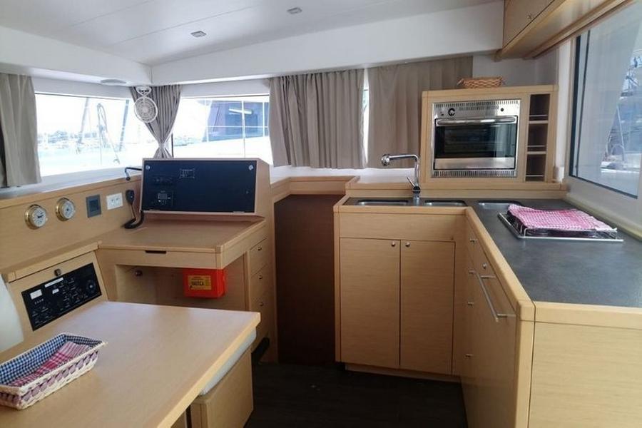 Lagoon 400 S2 - 4 + 2 cab., picture 9