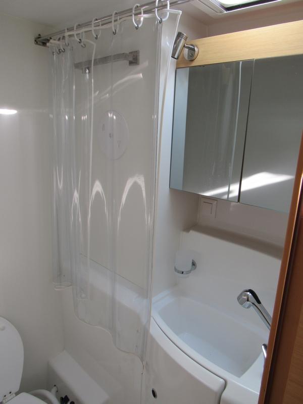 Lagoon 400 S2 - 4 + 2 cab., picture 21