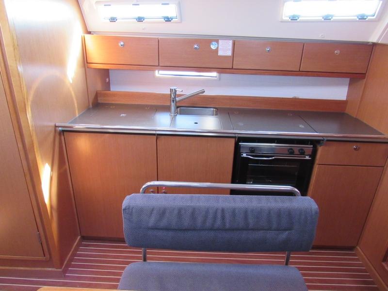 Bavaria Cruiser 40, picture 9