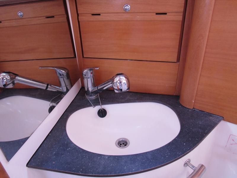 Bavaria 31 Cruiser, picture 14