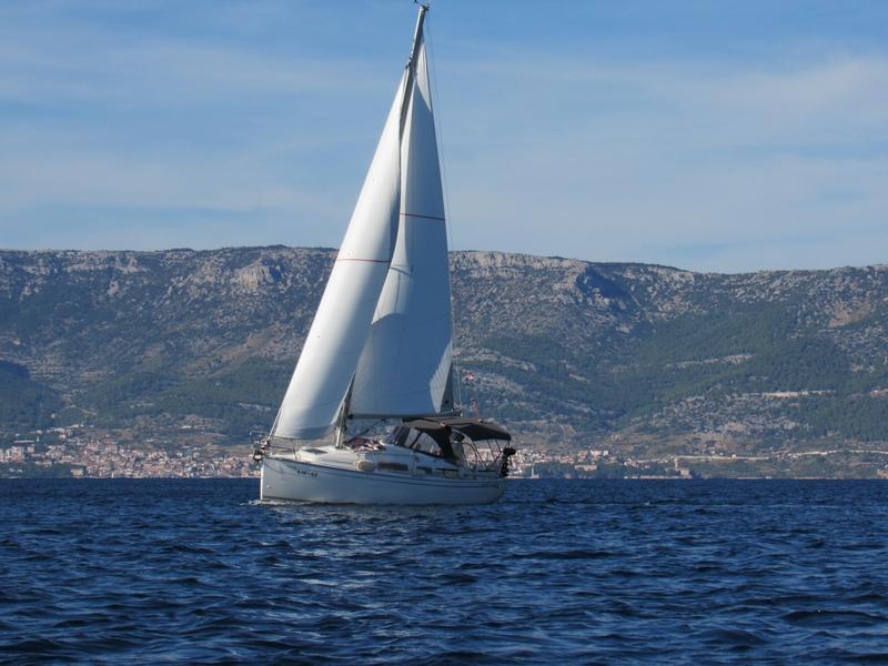 Bavaria 31 Cruiser, picture 3