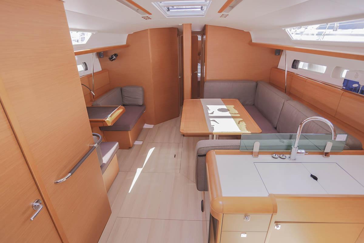 Sun Odyssey 449, picture 5