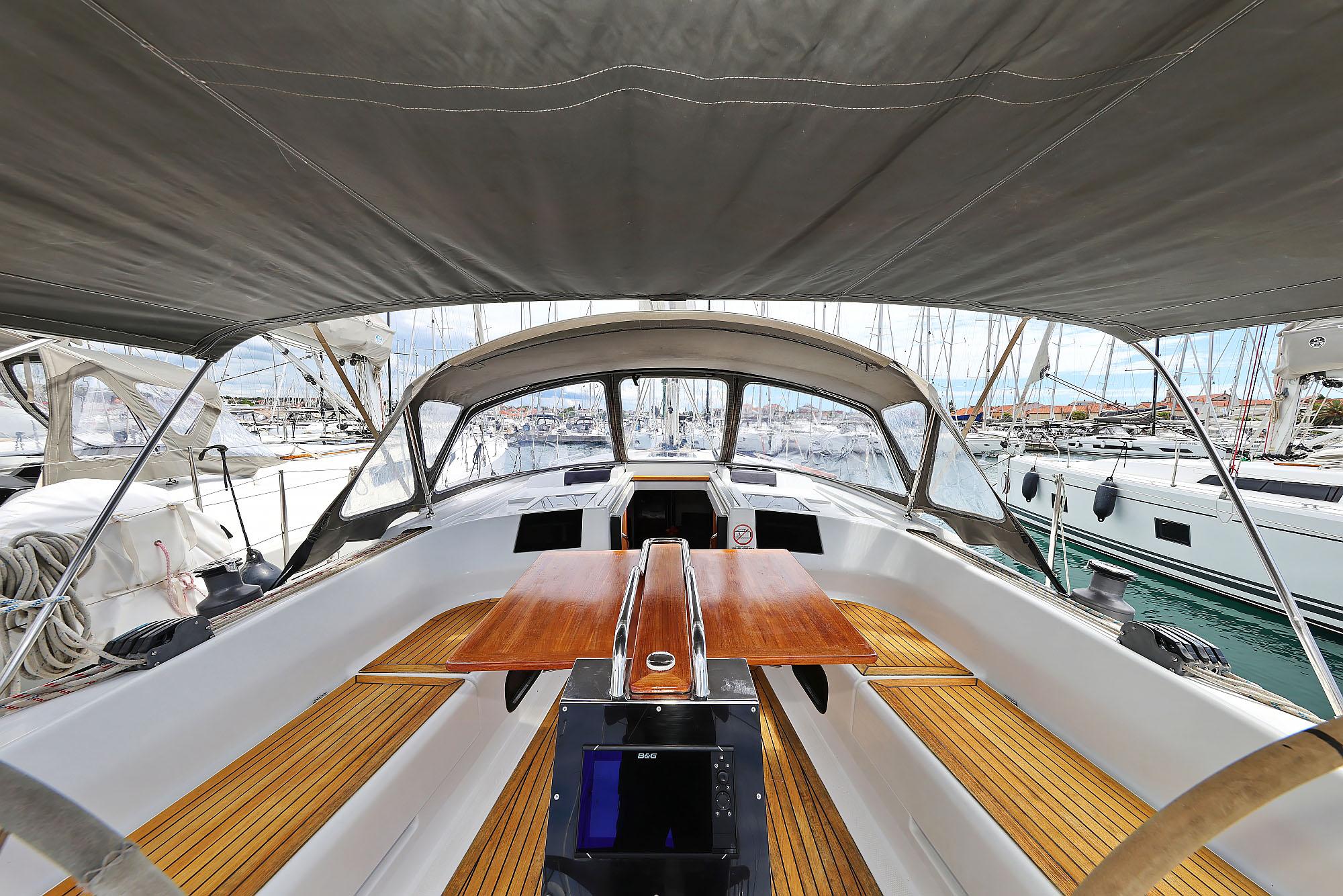 Hanse 415, picture 5