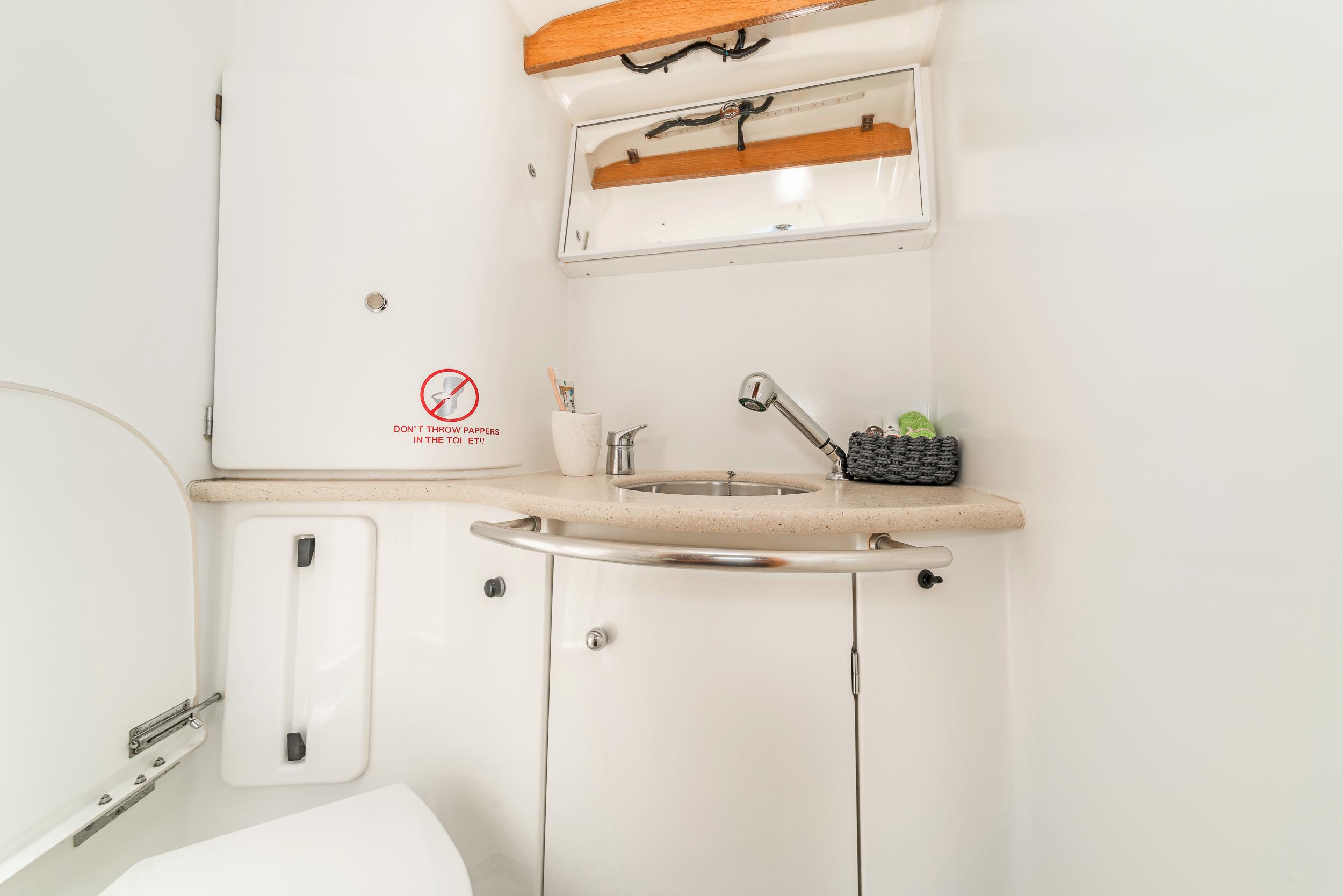 Sun Odyssey 54 DS - 4 + 1 cab., picture 9