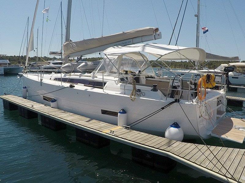 Dufour 430 GL, picture 5