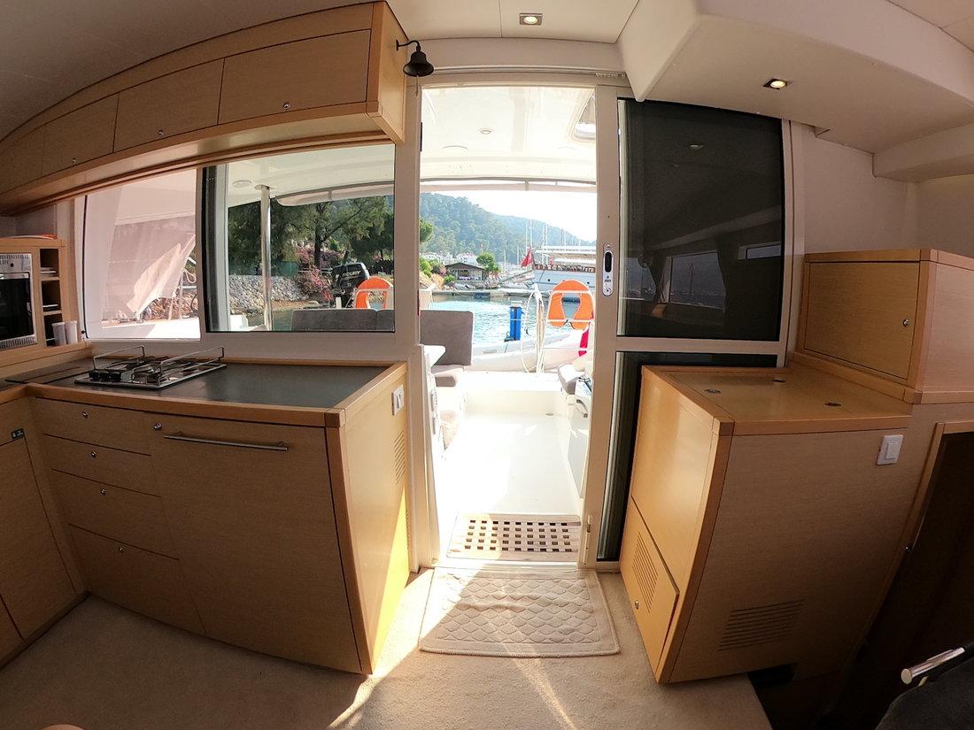 Lagoon 400 S2 - 4 + 2 cab., picture 8