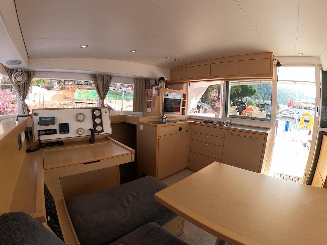 Lagoon 400 S2 - 4 + 2 cab., picture 9