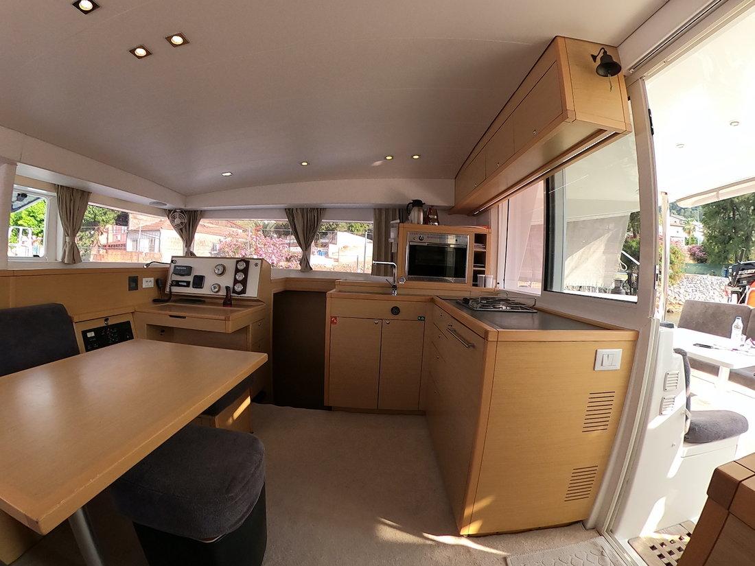 Lagoon 400 S2 - 4 + 2 cab., picture 12