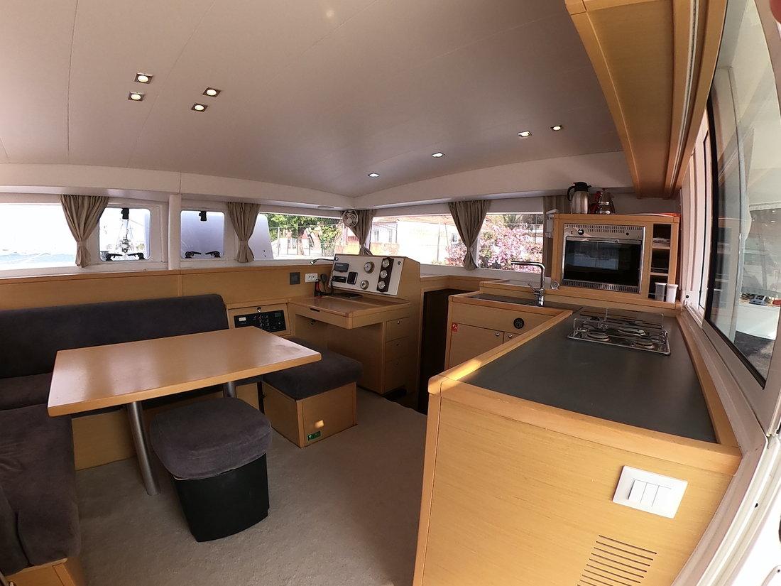 Lagoon 400 S2 - 4 + 2 cab., picture 13