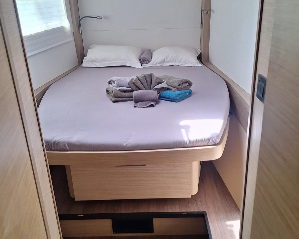 Lagoon 46 - 4 + 2 cab. - BOATYLICIOUS, picture 7