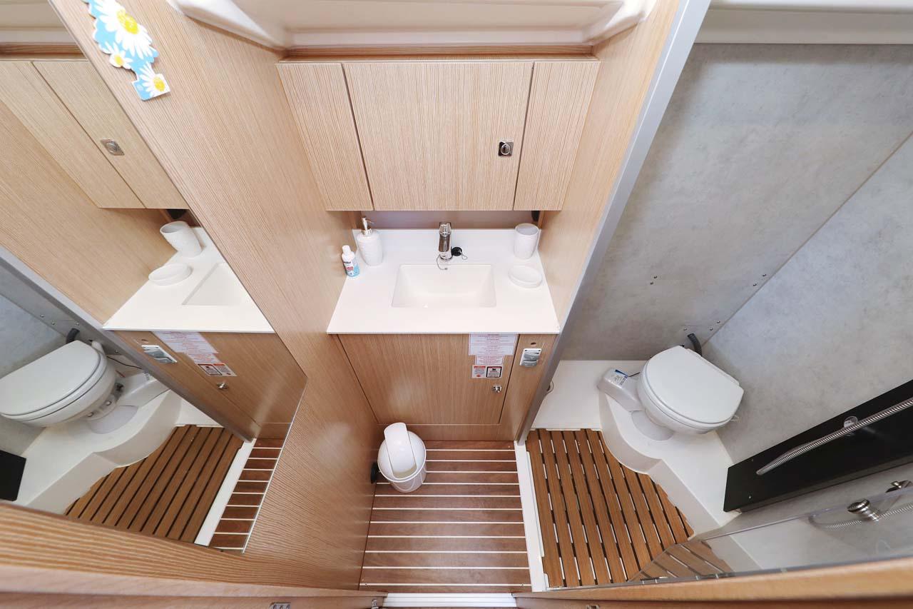 Bavaria C42 Style, picture 27