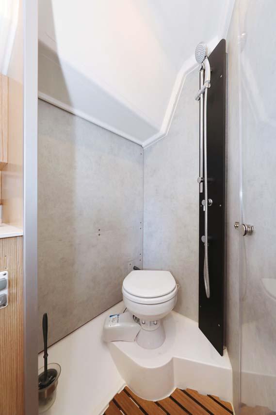 Bavaria C42 Style, picture 29