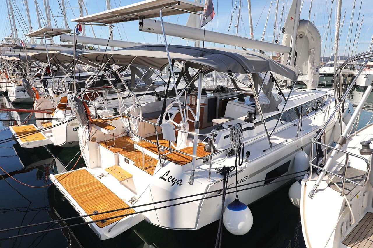 Bavaria C42 Style, picture 4