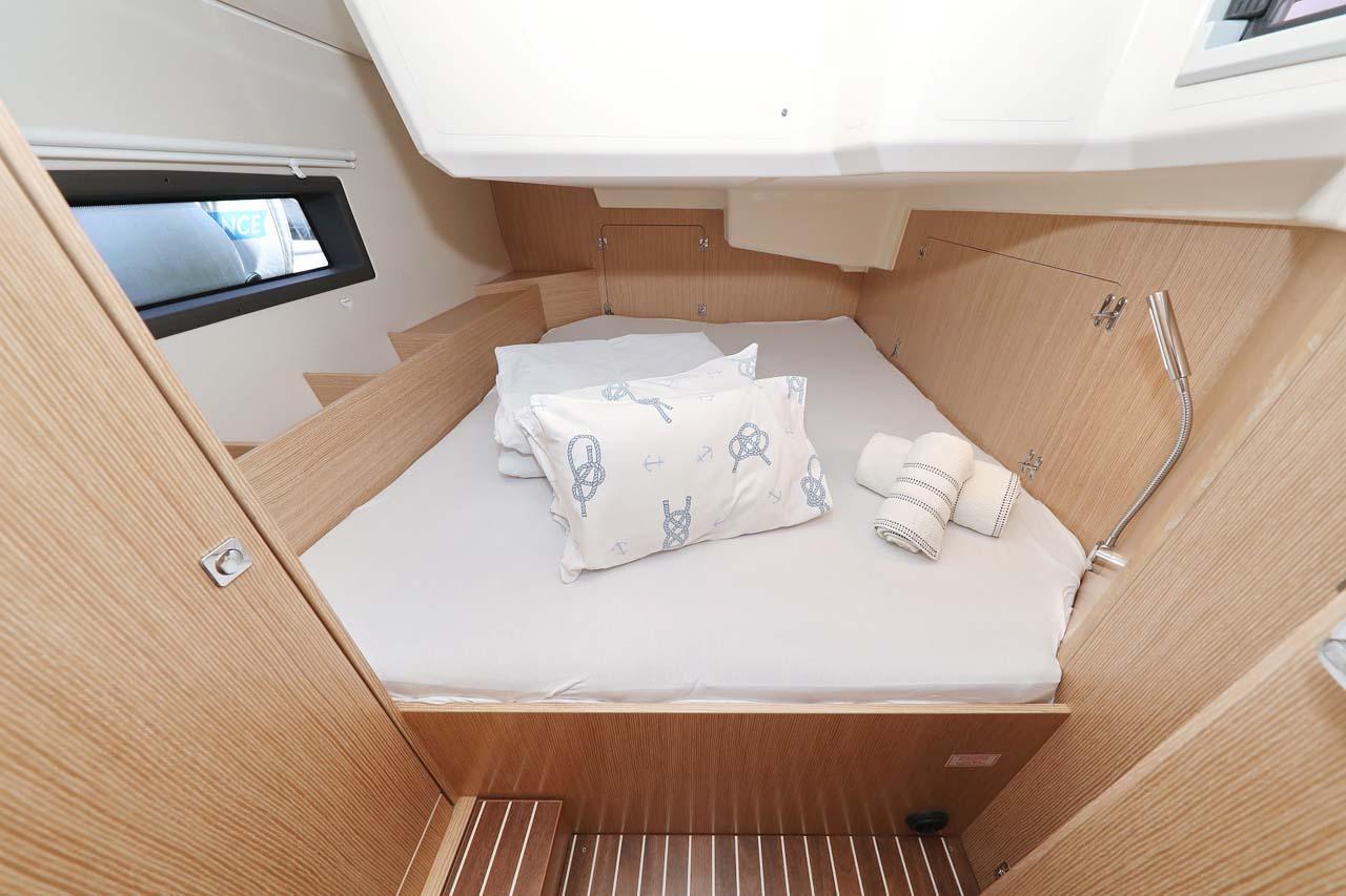 Bavaria C42 Style, picture 24