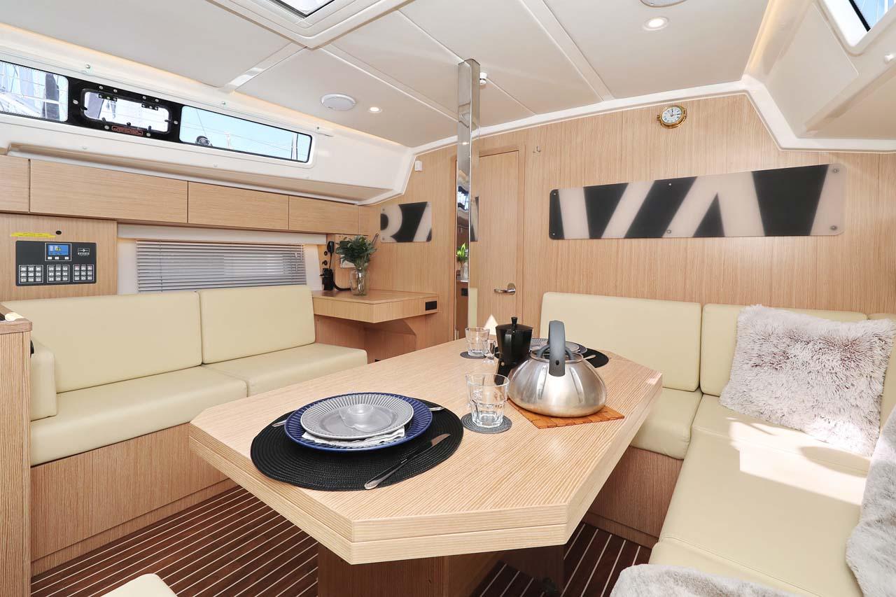 Bavaria C42 Style, picture 16