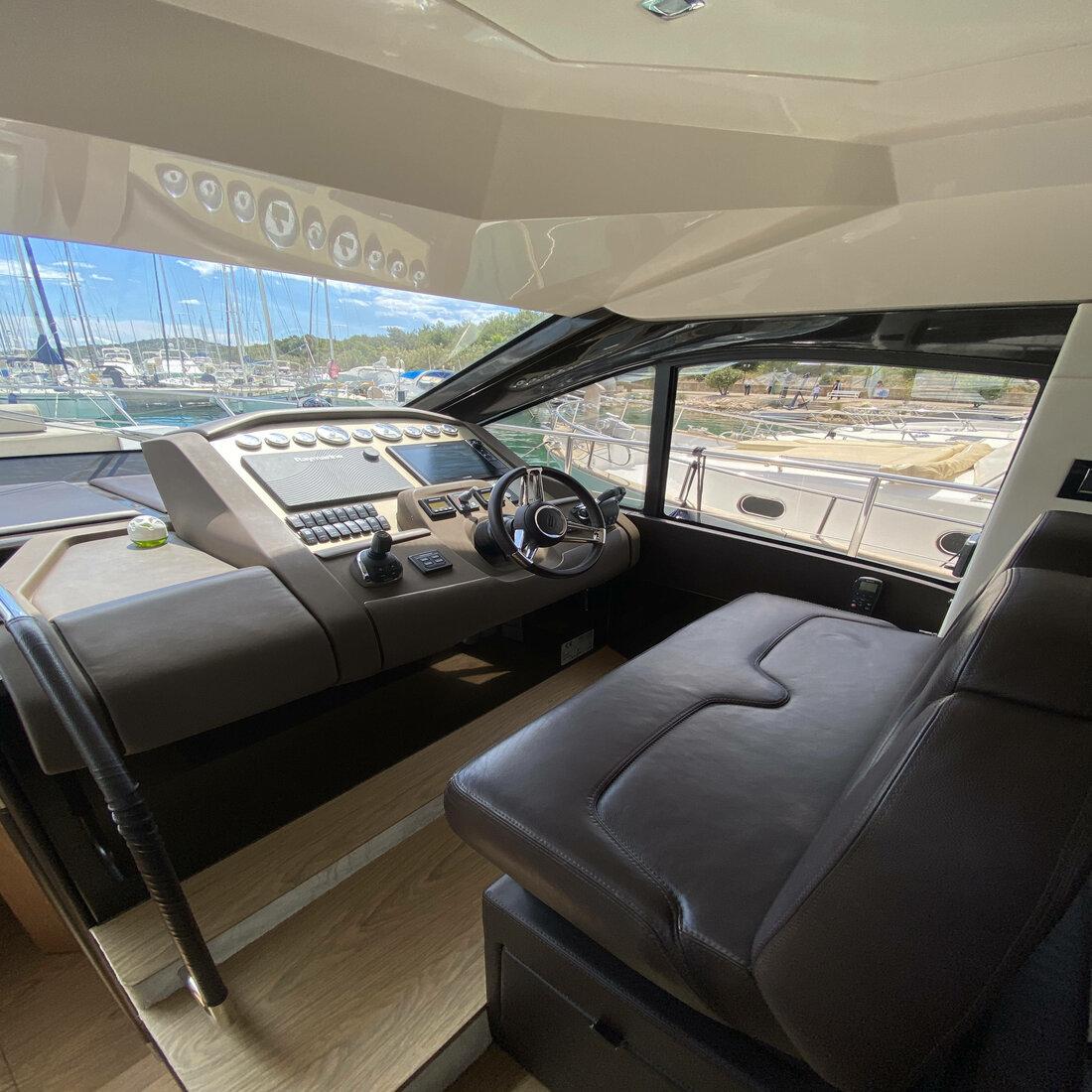 Sessa Fly 47, picture 26