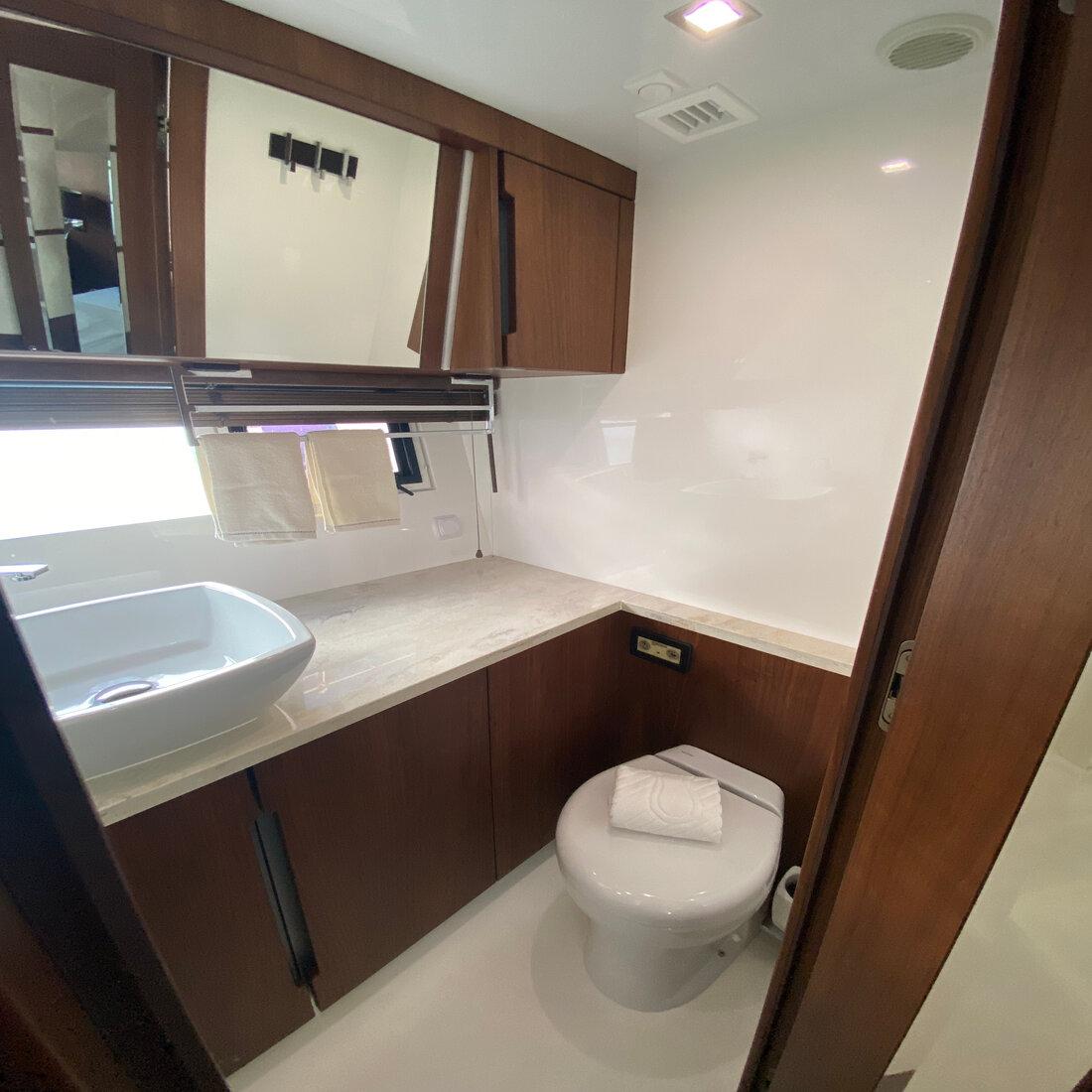 Galeon 550 Fly, picture 36