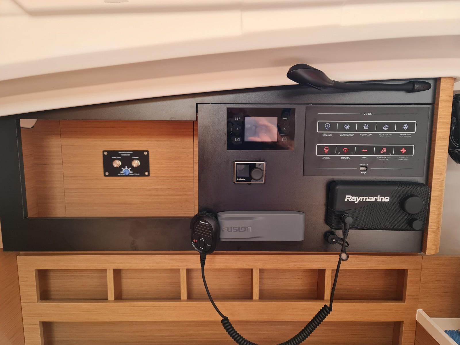 Sun Odyssey 410 - 3 cab., picture 5