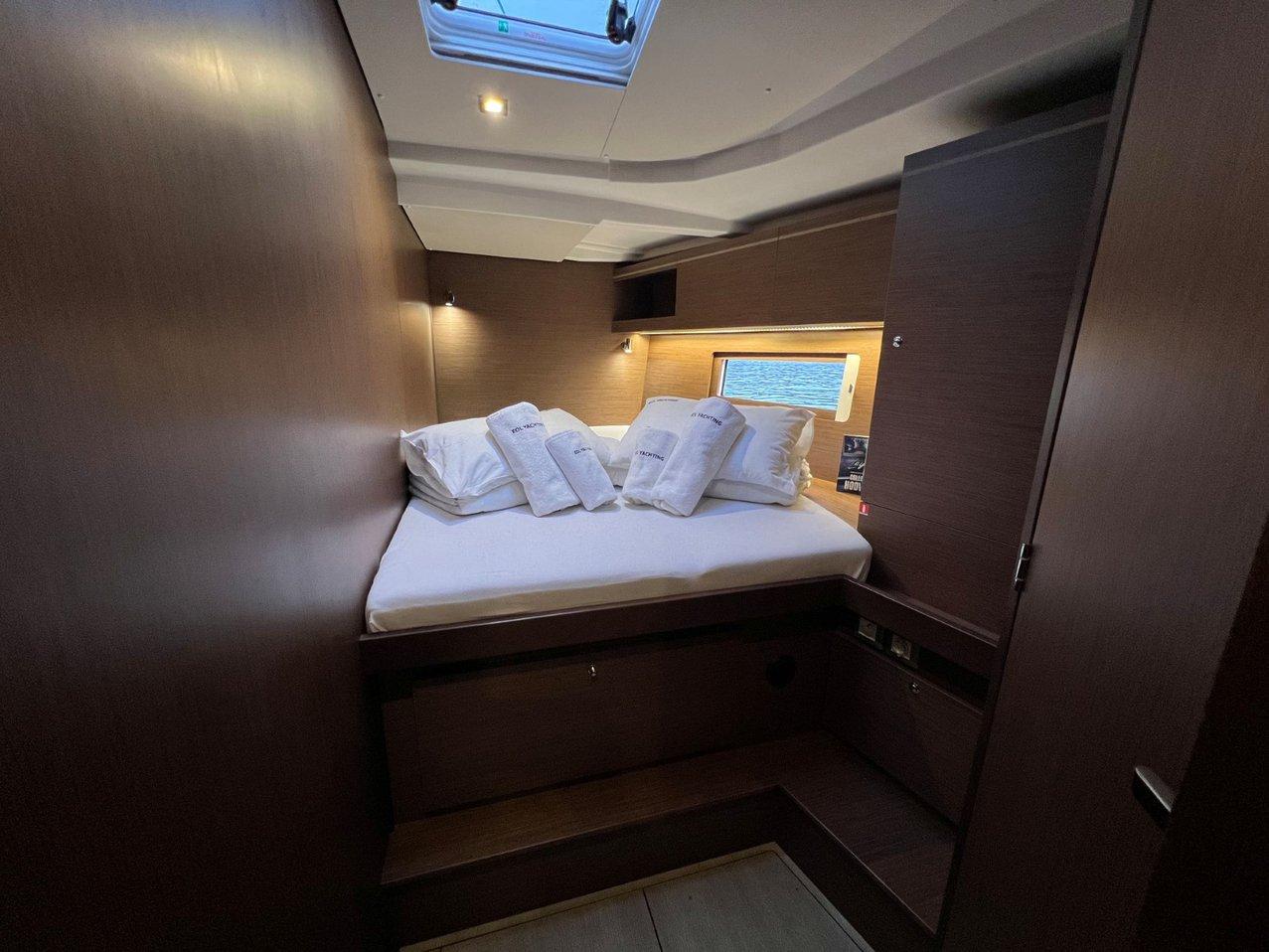 Oceanis 51.1, picture 39