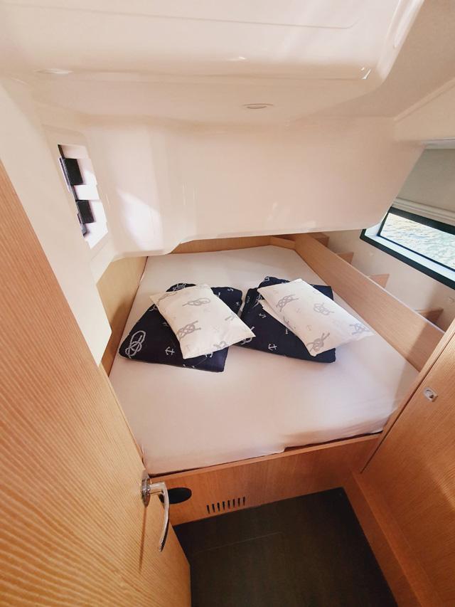 Bavaria C38, picture 16