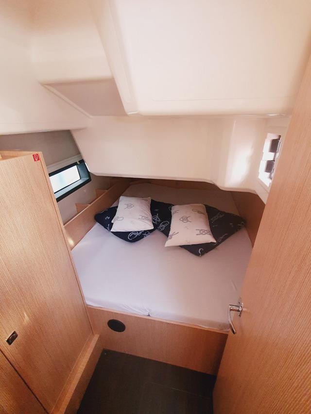 Bavaria C38, picture 15