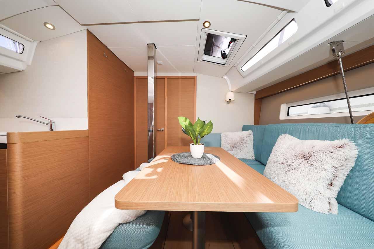 Sun Odyssey 440 - 3 cab., picture 11