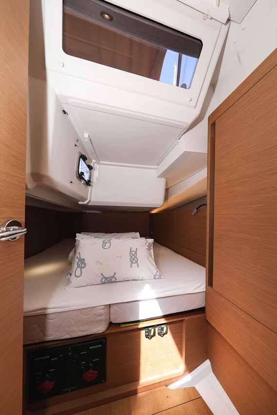Sun Odyssey 440 - 3 cab., picture 23