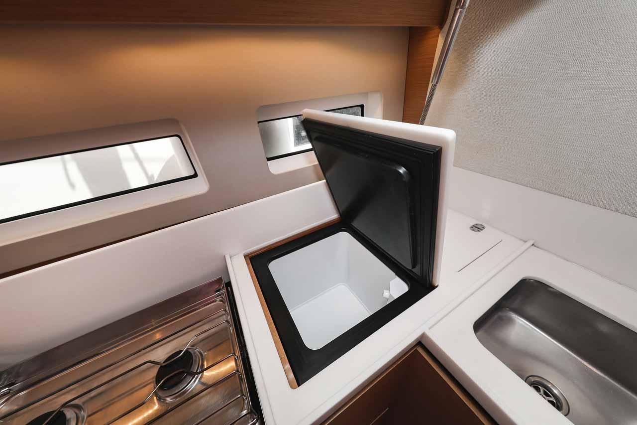 Sun Odyssey 440 - 3 cab., picture 15