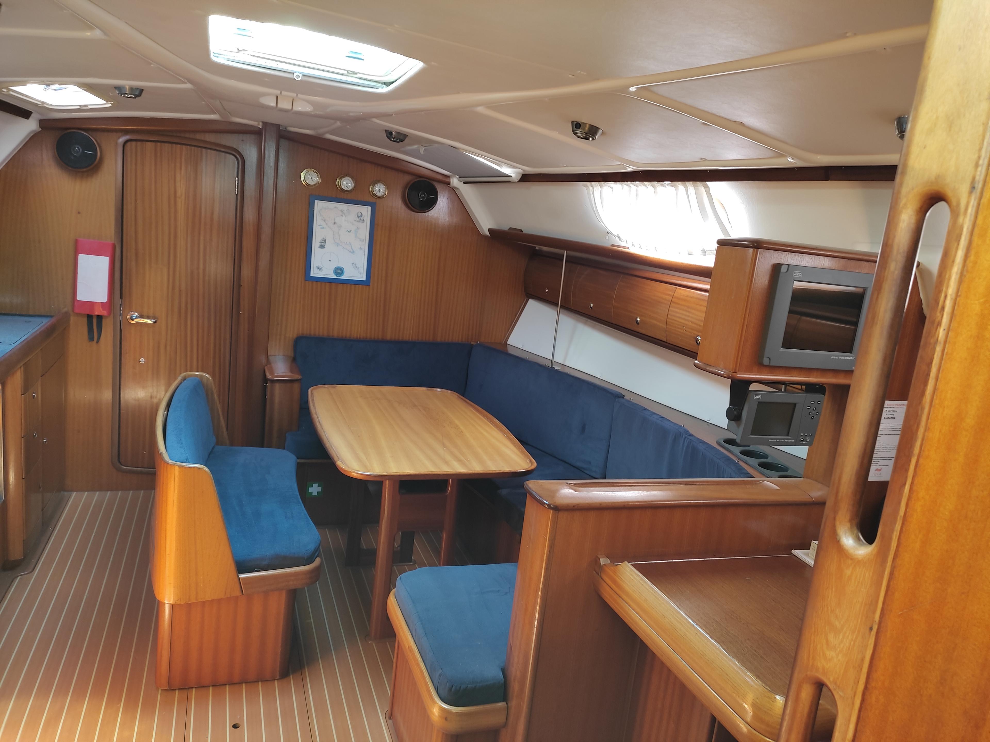 Bavaria 41, picture 6