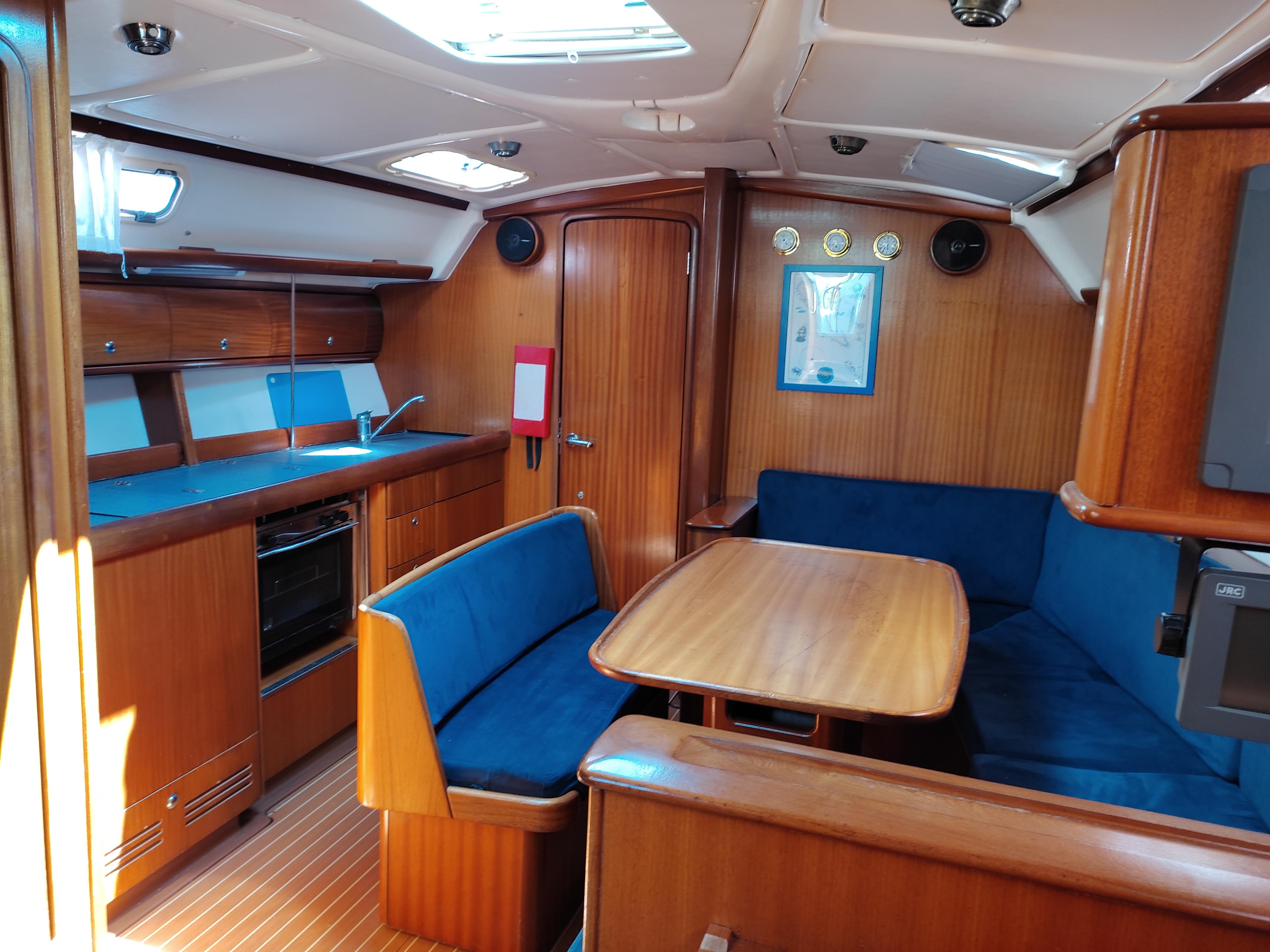 Bavaria 41, picture 7