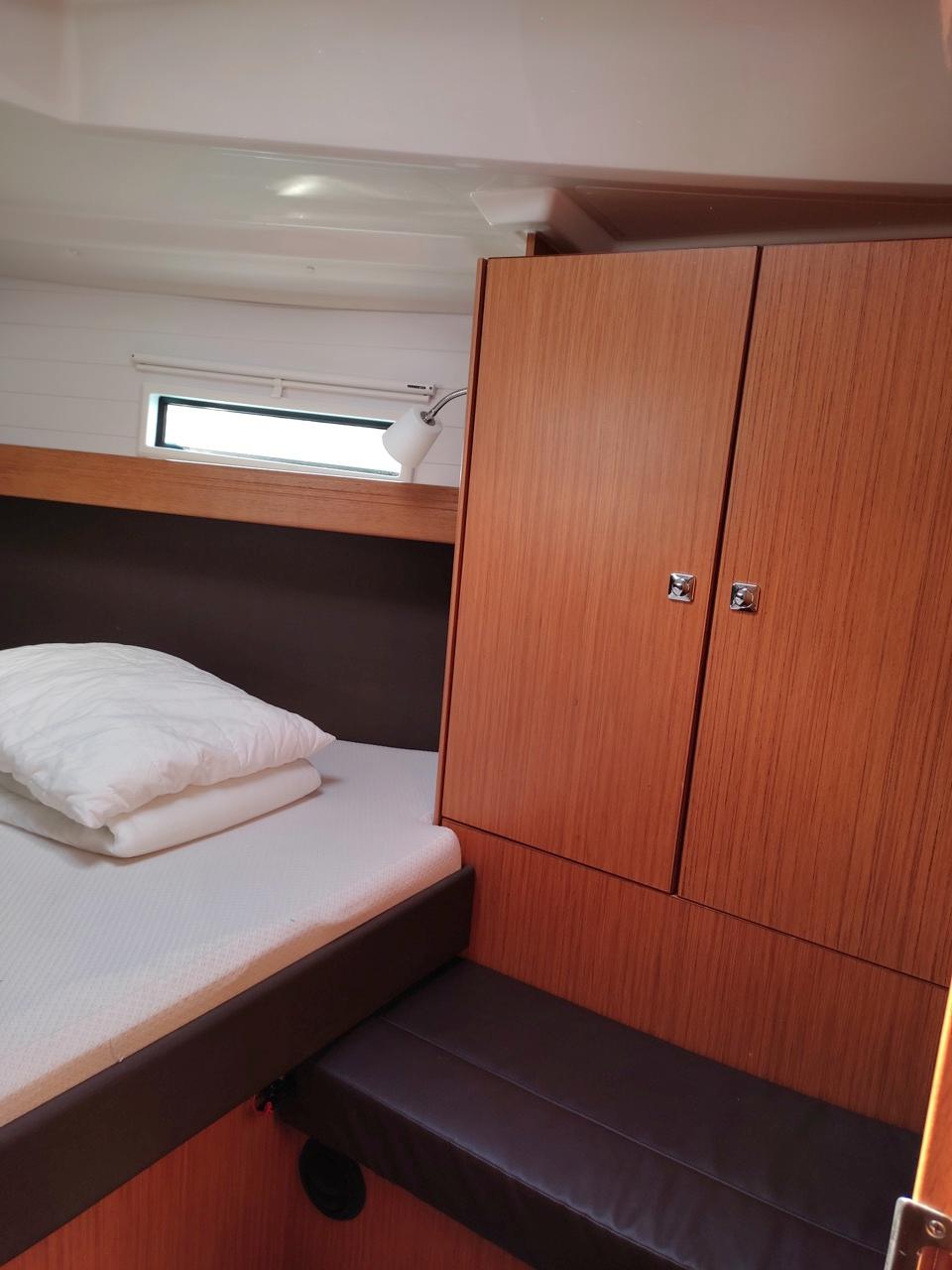 Bavaria 37 Cruiser, picture 19