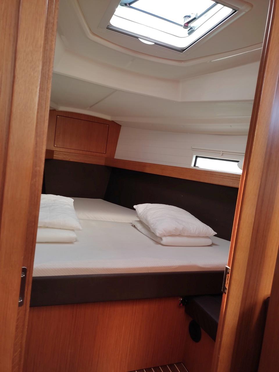 Bavaria 37 Cruiser, picture 17