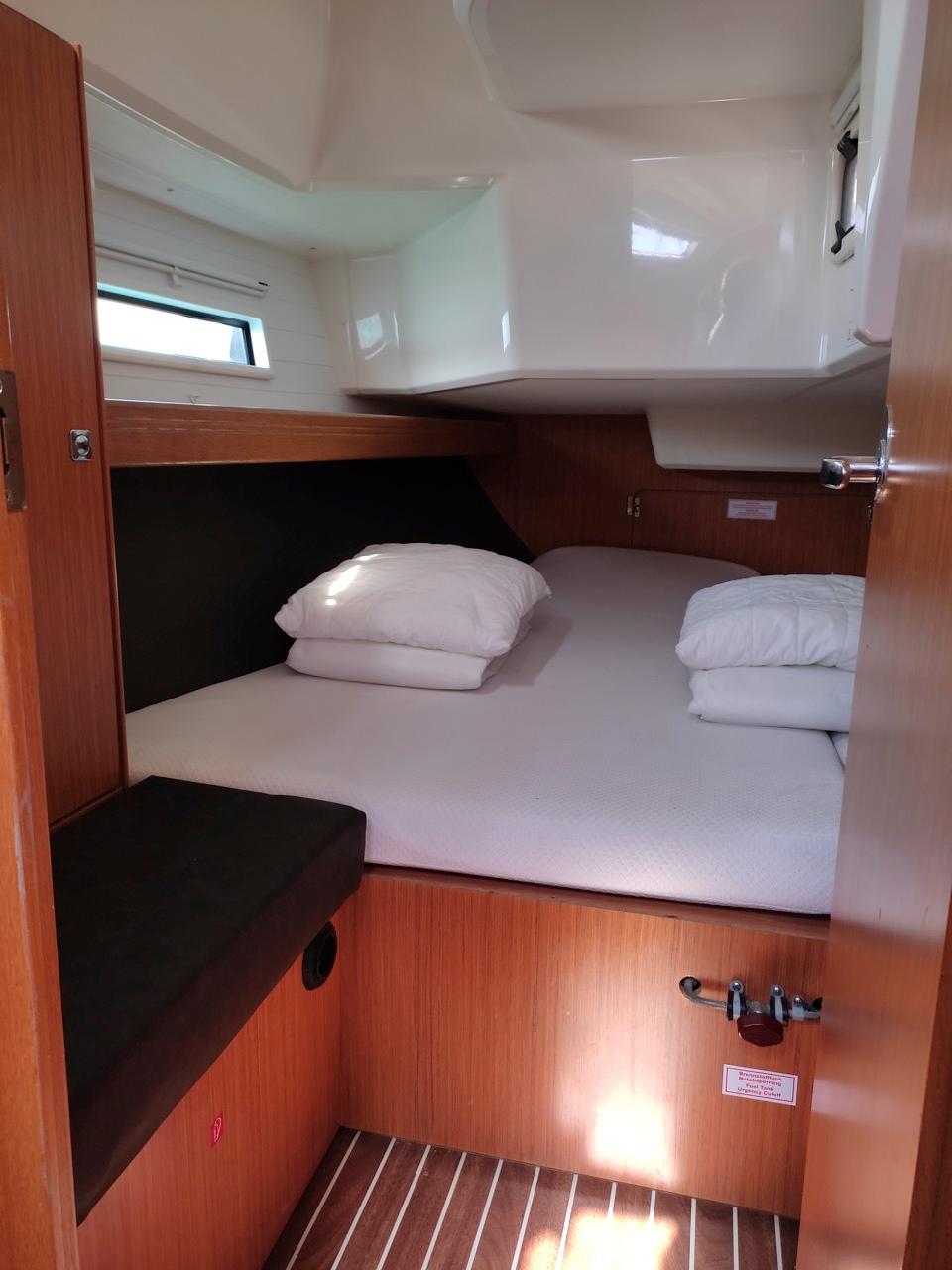 Bavaria 37 Cruiser, picture 18