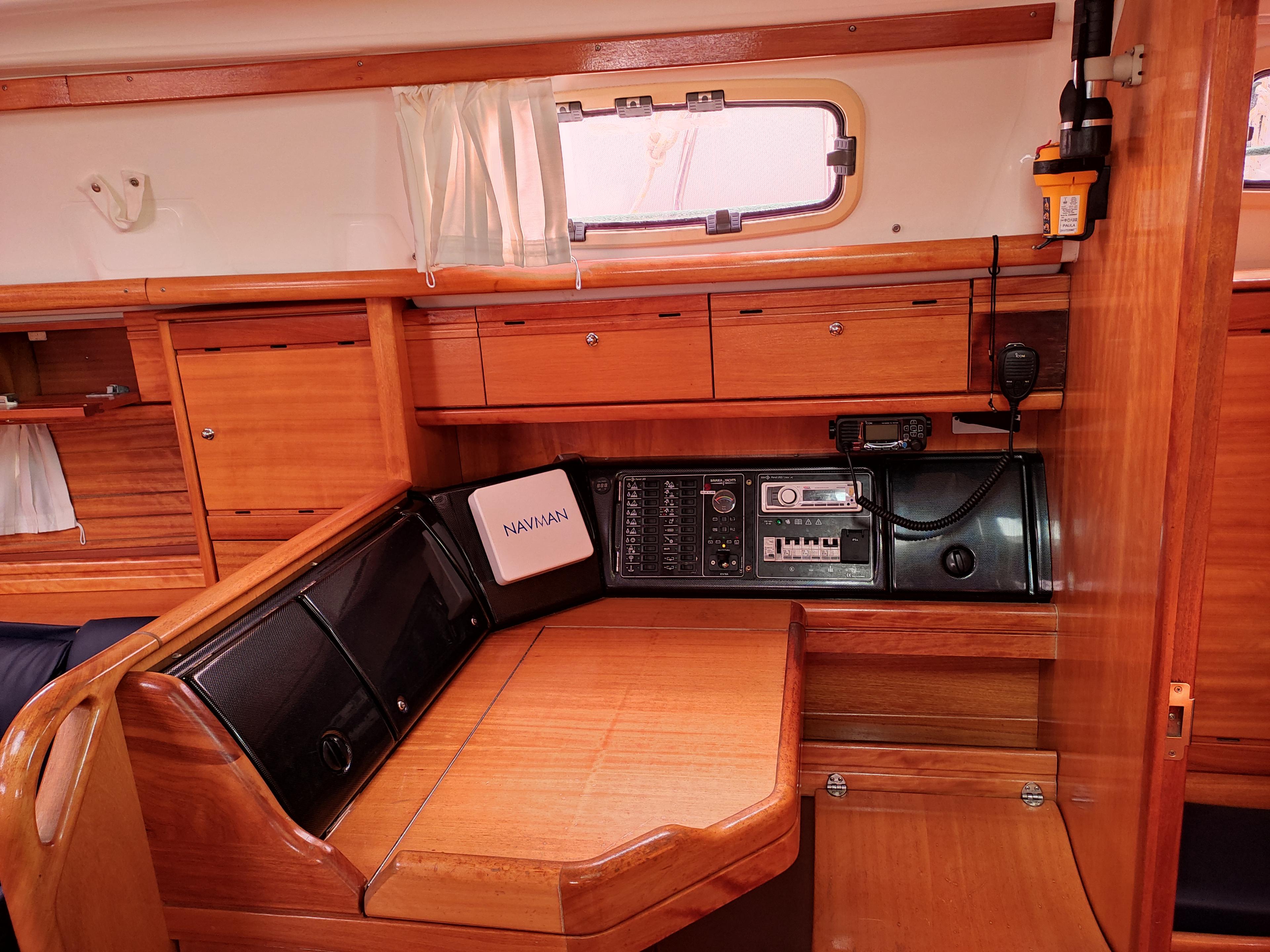 Bavaria 37 Cruiser, picture 6