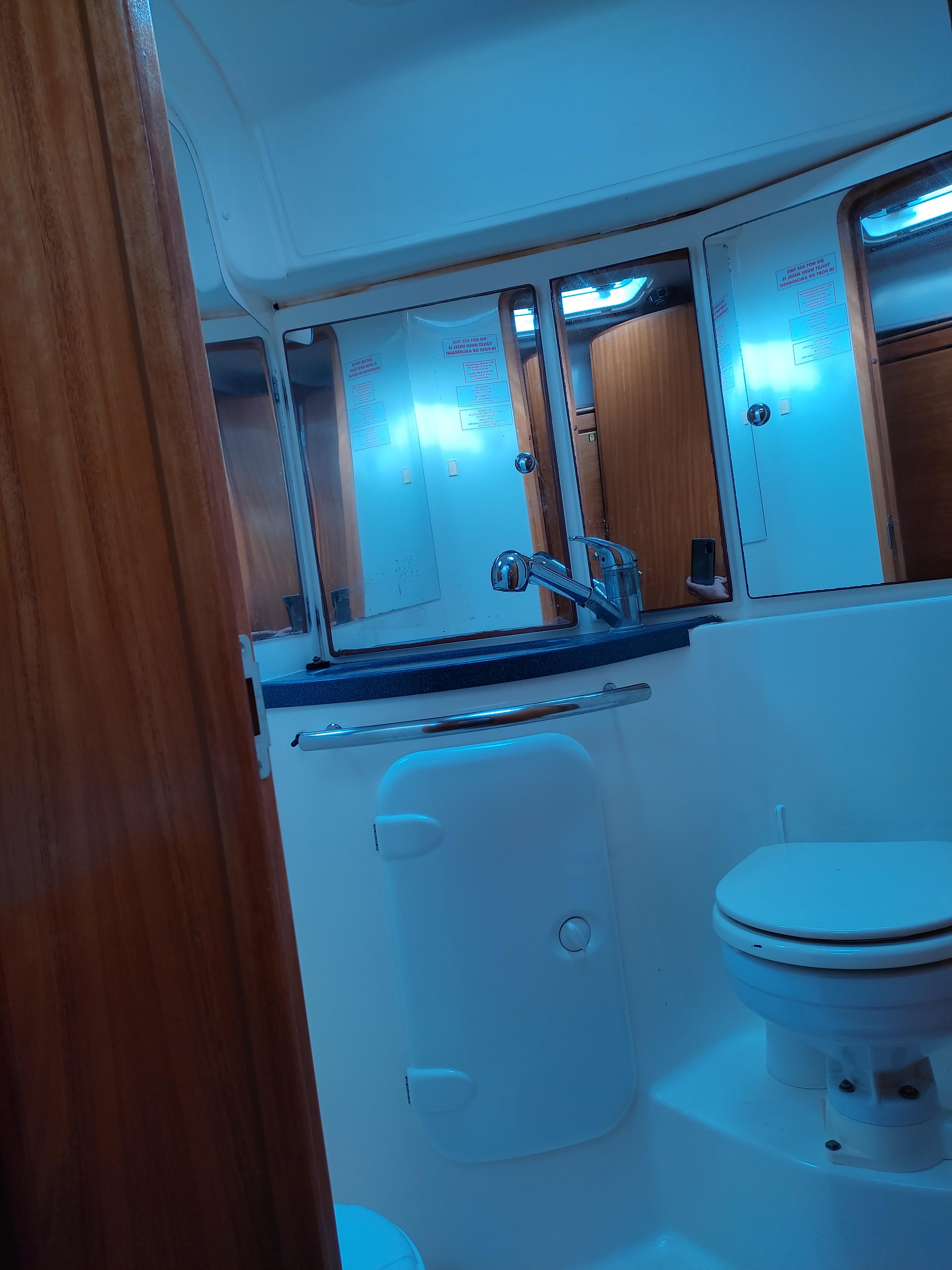 Bavaria 37 Cruiser, picture 9