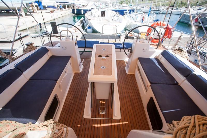 Dufour 460 GL, picture 5