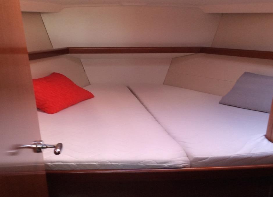 Oceanis 43, picture 7