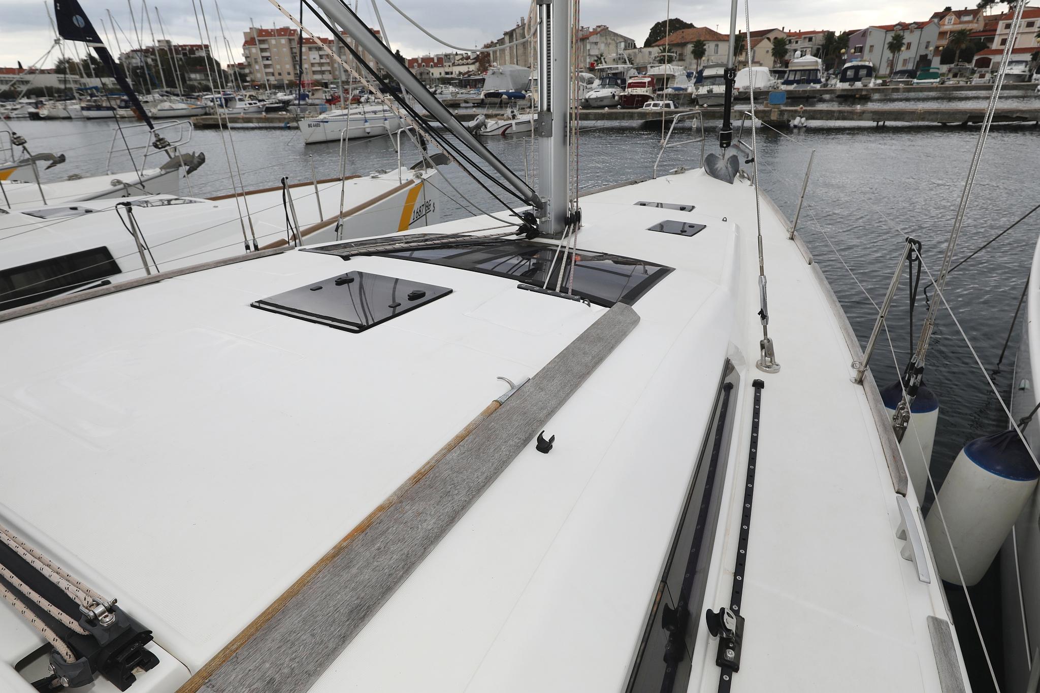 Dufour 412 GL, picture 10