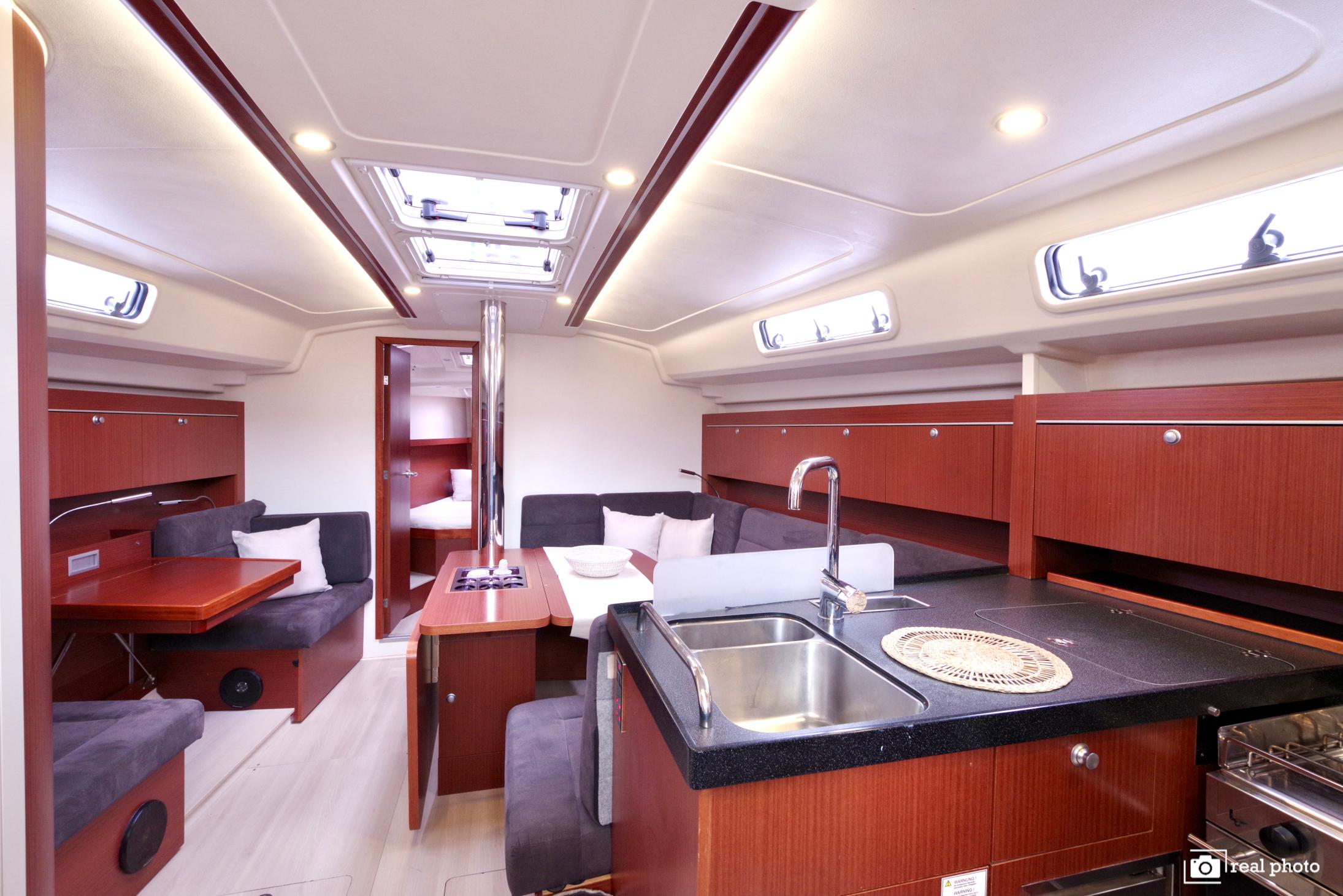 Hanse 415, picture 3