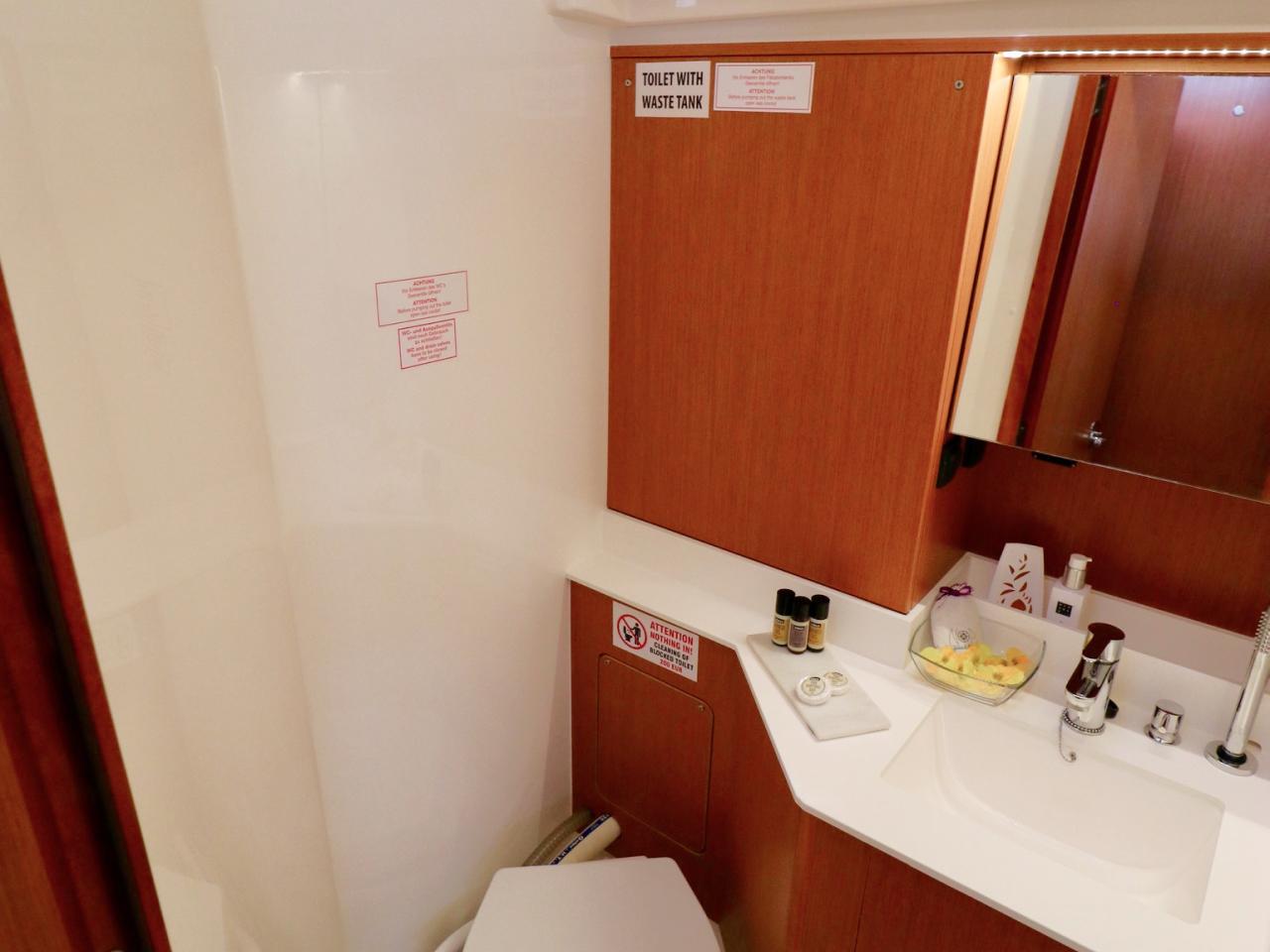 Bavaria C50 Holiday - 5 cab., picture 15