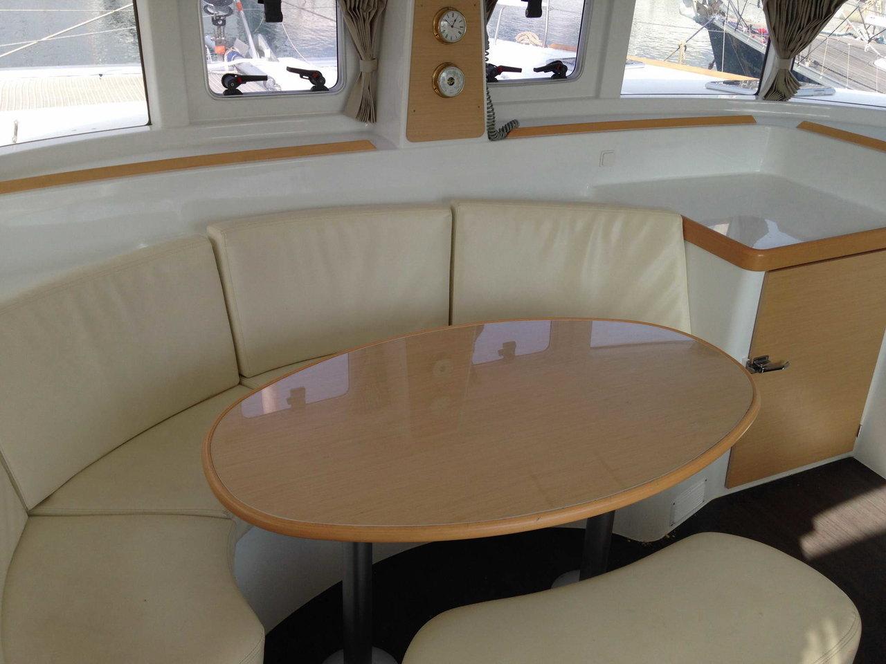 Lagoon 380 S2 - 4 cab., picture 12