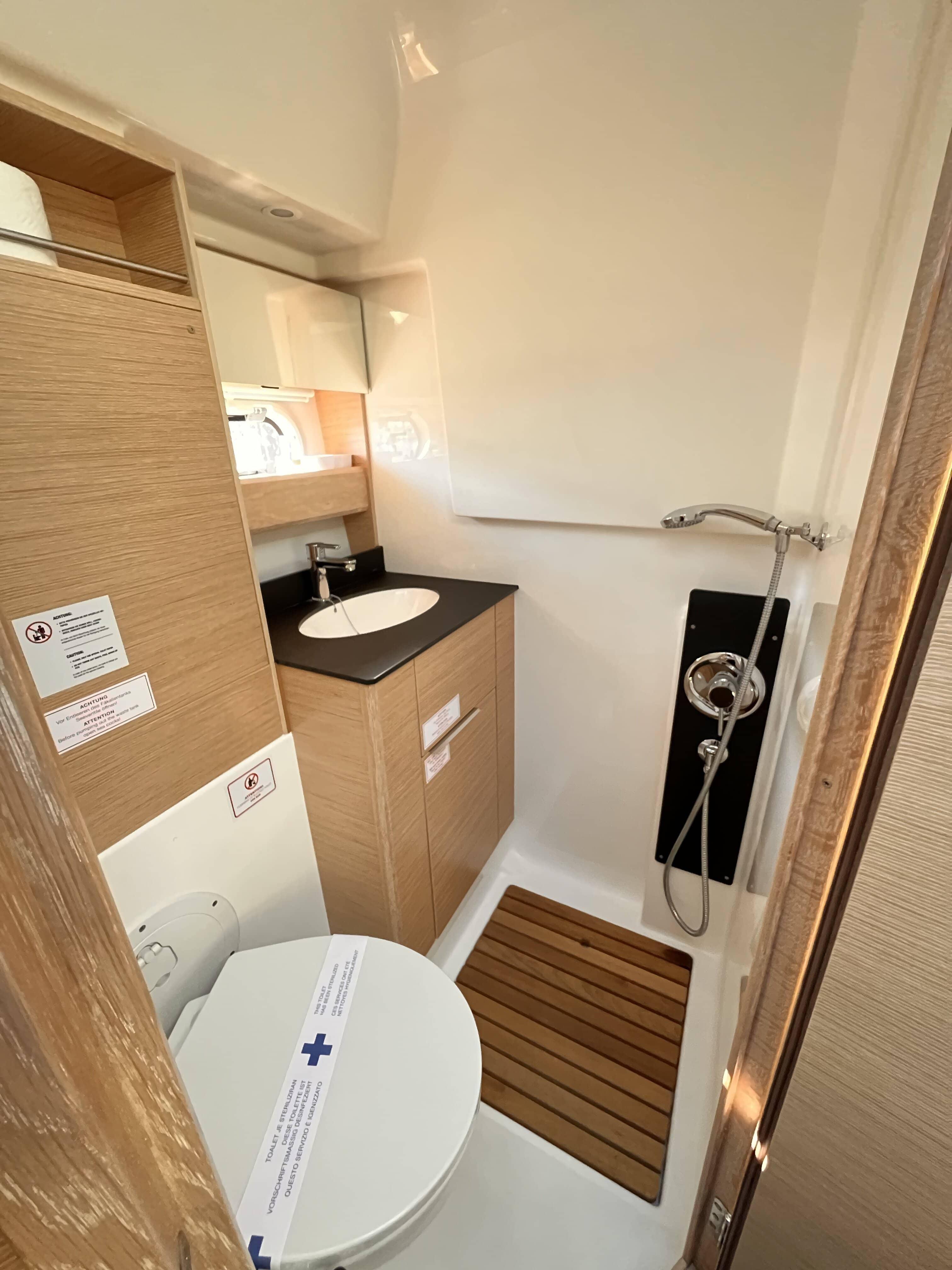 Bavaria 33 Sport HT, picture 17