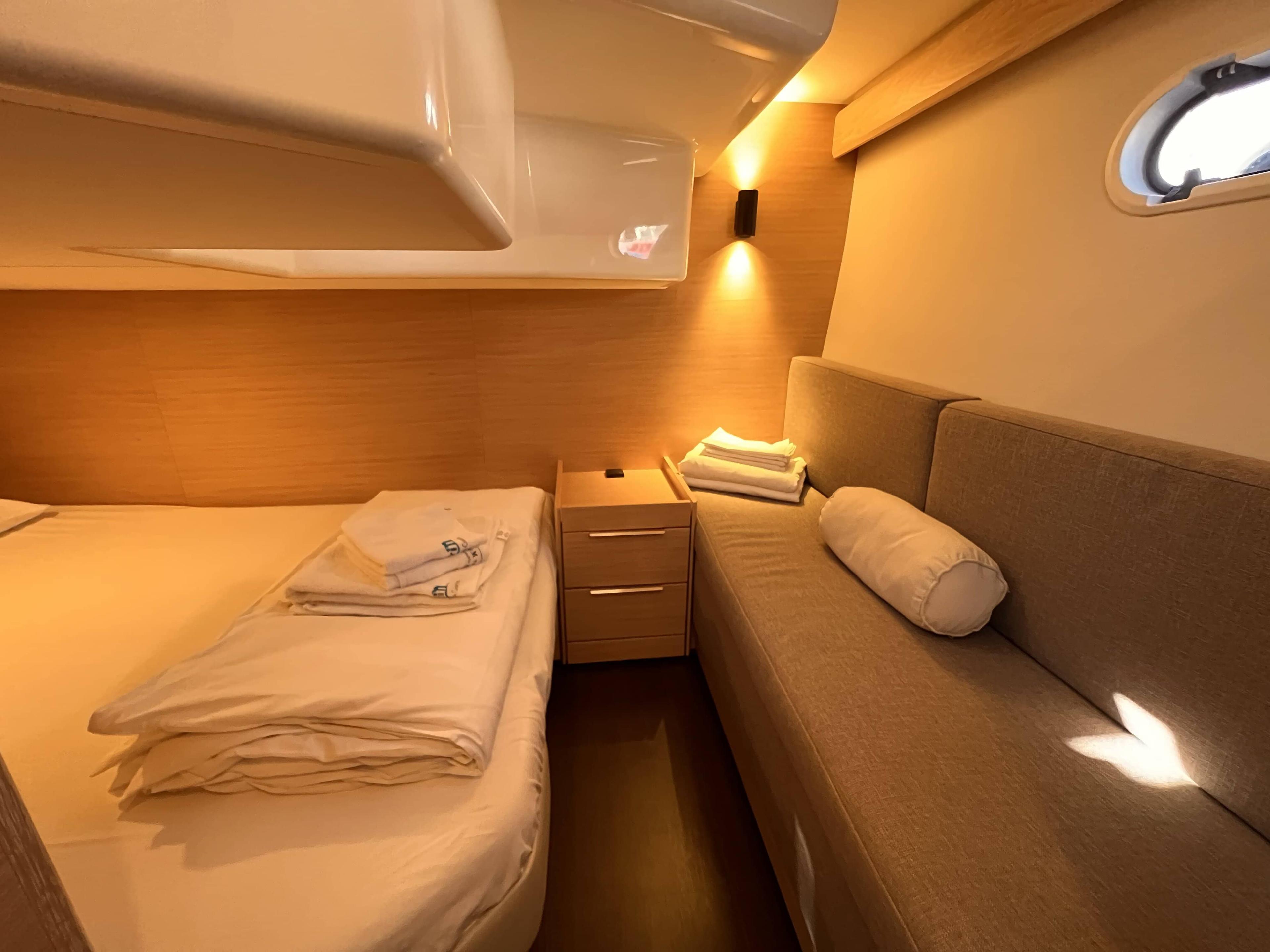 Bavaria 33 Sport HT, picture 15