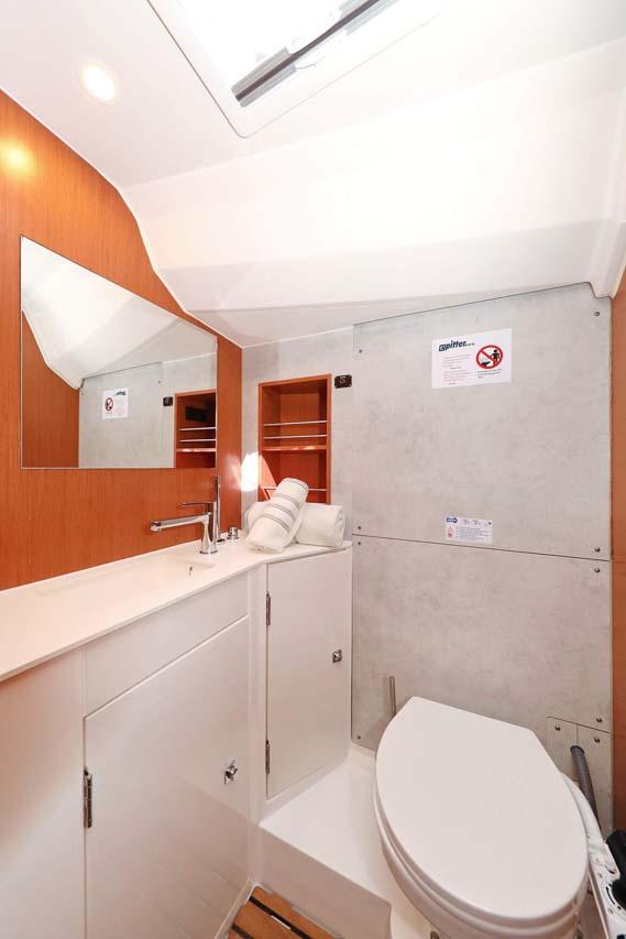 Bavaria C42 Style, picture 32